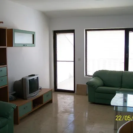 Apartment In Kambani 1 Apartcomplex *