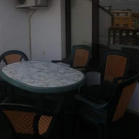 Apartment In Kambani 1 Apartcomplex *