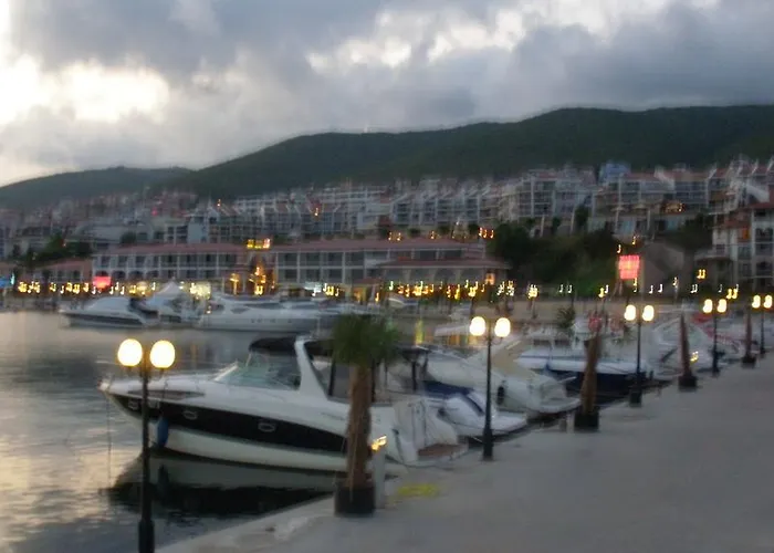 In Kambani 1 Apartcomplex